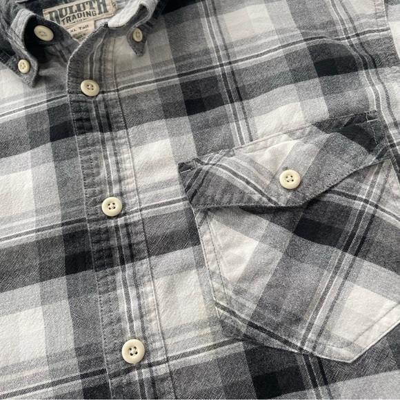 Duluth Training Company Men's White Black Plaid Flannel Button Down Size XL TALL - Picture 4 of 6